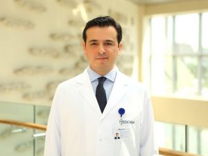 Doç. Dr. Yalçınkaya: “Ani başlayan kemik ağrısı metastazın ilk bulgusu olabilir”