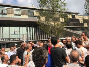 MaaÅını alamayan iÅçiler ÅiÅli Belediyesi önünde eylem yaptı ile ilgili görsel sonucu