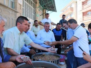 Gediz’in Yeşilçay köyünde aşure etkinliği