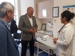 Başkan Ertürk’ten sağlık çalışanlarına Tıp Bayramı ziyareti