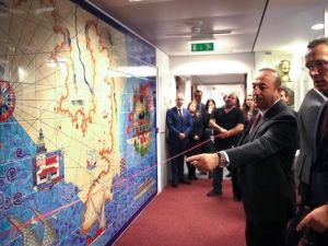 Çavuşoğlu ve Stoltenberg Türkiye’yi anlatan minyatür panoların açılışını yaptı