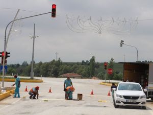 Dumlupınar’da yeni yaya geçitleri çizildi