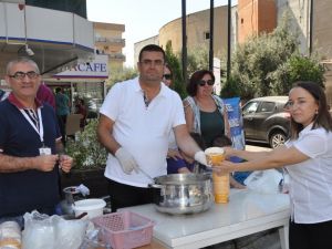Ege Liva Hastanesi’nden 5 bin kişilik aşure hayrı