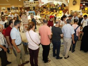10 bin kişiye aşure ikramı