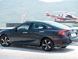 Yeni Civic Sedan yarın satışa çıkıyor