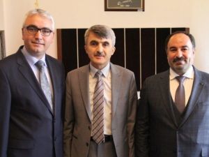 DPÜ Fen Edebiyat Fakültesinde devir teslim töreni
