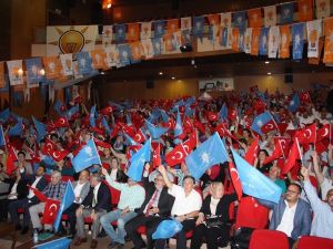 AK Partili Yavuz'dan değişim sinyali