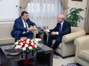 Başkan Yetişkin, CHP Lideri ile buluştu