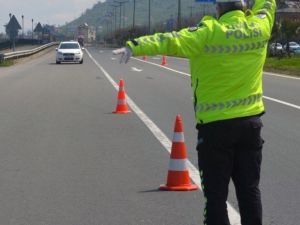 Muğla’da trafik uygulamasında polise rüşvet teklifi