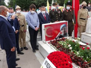 Tümgeneral Aydoğan Aydın kabri başında anıldı