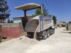 Eyyübiye kırsalında yol yapımı aralıksız devam ediyor