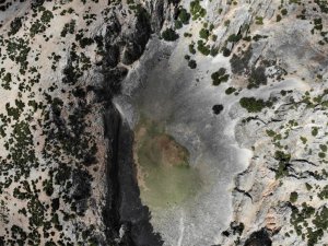 Türkiye’nin 3., Ege’nin ise en büyük obruğu ziyaretçilerini bekliyor