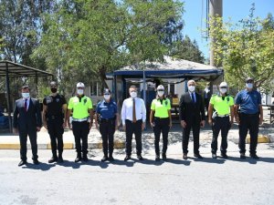 Vali Aksoy trafik denetimine katıldı