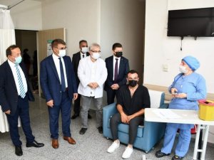 Vali Gürel "Köylerde yoğunlaşmanın fazla olduğunu görüyoruz" diyerek uyardı