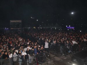 Kozlu Müzik Festivali başladı, ünlü isimler geceyi ısıttı