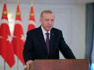 Cumhurbaşkanı Erdoğan: “Türkiye’nin defalarca teşebbüs ettiği büyük kalkınma hamlesinin önü inşallah bu defa kesilemeyecek”