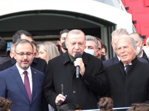 İzmir Alsancak Stadına "Mustafa Denizli" adı verildi