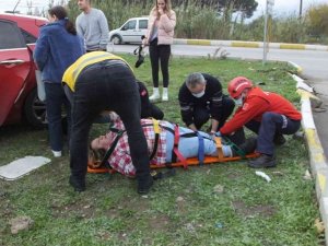 Balıkesir’de trafik kazası 3 yaralı