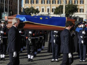 AP Başkanı Sassoli için Roma’da cenaze töreni