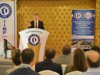 Rektör Çelik, Yabancı Akademisyenlere 15 Temmuz Darbe Girişimini Anlattı