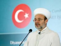 Türkiye’de bulunan göçmen alimler Diyanet’in iftar sofrasında buluştu