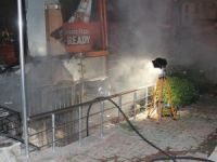 Kadıköy’de korkutan yangın