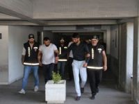 Polis kıyafetli gasp çetesi çökertildi