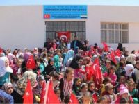 TSK’dan 23 Nisan’da Suriyeli çocuklara hediye