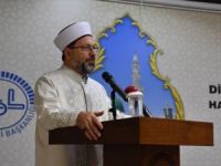 Diyanet İşleri Başkanı Erbaş, Mekke’de şehit yakınları ve gaziler ile bir araya geldi