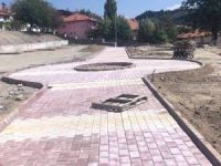Eskigediz’de peyzaj ve kilitli parke taşı çalışmaları