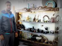 Berber salonunu müzeye çevirdi