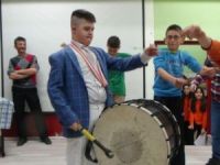 Down Sendromulu gencin davul şovu
