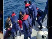 İzmir’de 56 göçmen yakalandı, faciadan kıl payı dönüldü