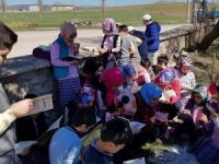 Şehit mezarını ziyaret edip Kur’an-ı Kerim okudular