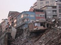 Kağıthane’deki enkaz gün ağarınca ortaya çıktı
