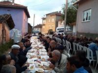 Köy muhtarından 400 kişilik iftar yemeği
