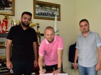 Manisa BBSK Ceyhun Cabadak ile sözleşme yeniledi
