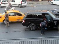 Kağıthane’de trafik ışıklarında cipe silahlı saldırı: 4 yaralı
