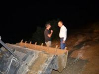 Başkan Akın gece çalışmalarını yerinde inceledi