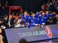 Anadolu Efes 10 yıl sonra şampiyonluğa ulaştı