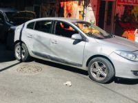 Şişli’de silahlı ve kar maskeli şüpheliler araçla yakalandı