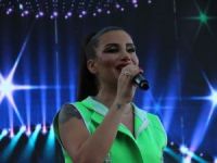 İrem Derici İzmir Optimum’u salladı