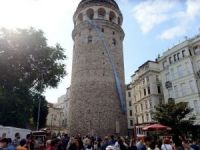 Galata Kulesi prostat kanserine dikkat çekmek için mavi kravat taktı