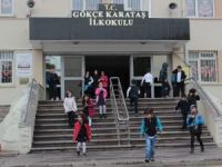 Öğrenciler karnesiz tatili dans ederek karşıladı