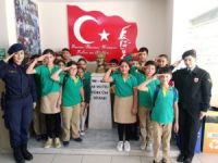 Jandarma’dan okullara ‘Çocuk Hakları’ günü ziyareti