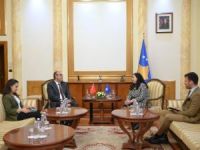 Kosova Büyükelçisi Sakar, Kosova’nın yeni Meclis Başkanı’nı ziyaret etti