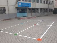 Okul bahçeleri öğrencilerin dönüşü için hazırlanıyor