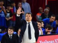 Ergin Ataman: "Şampiyonluk hayallerimizin yeniden yeşermesi dileğiyle"