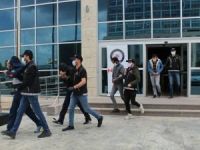 Uşak’ta 5 ayrı adrese eş zamanlı uyuşturucu operasyonu: 4 tutuklama
