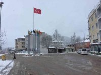 Osmaneli’nde karla mücadele çalışmaları devam ediyor